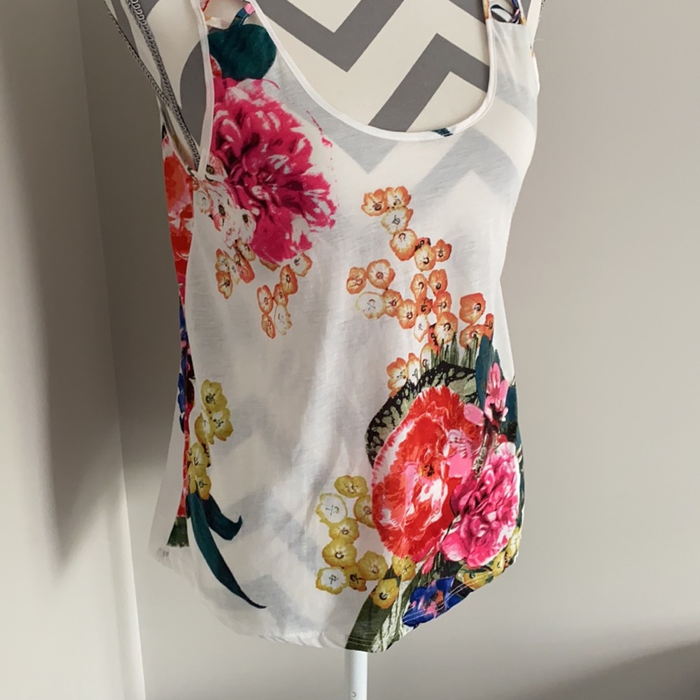 H&M tank - Picture 2 of 3
